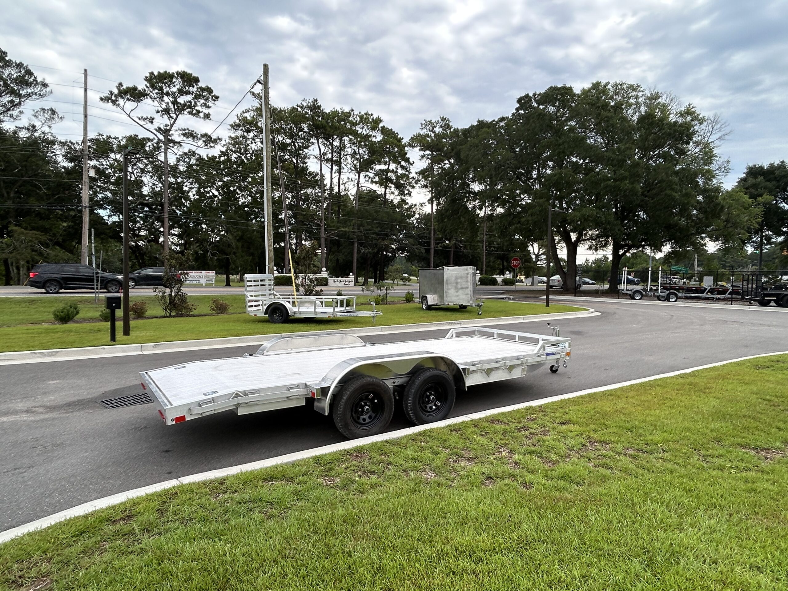 
								2027 Mission 8×16 MOCH car hauler – 42622 full									