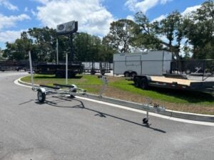 2027 Load Rite 16F1200WT – #020573
