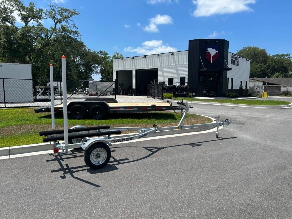 
								2027 Load Rite 16F1200WT – #020573 full									
