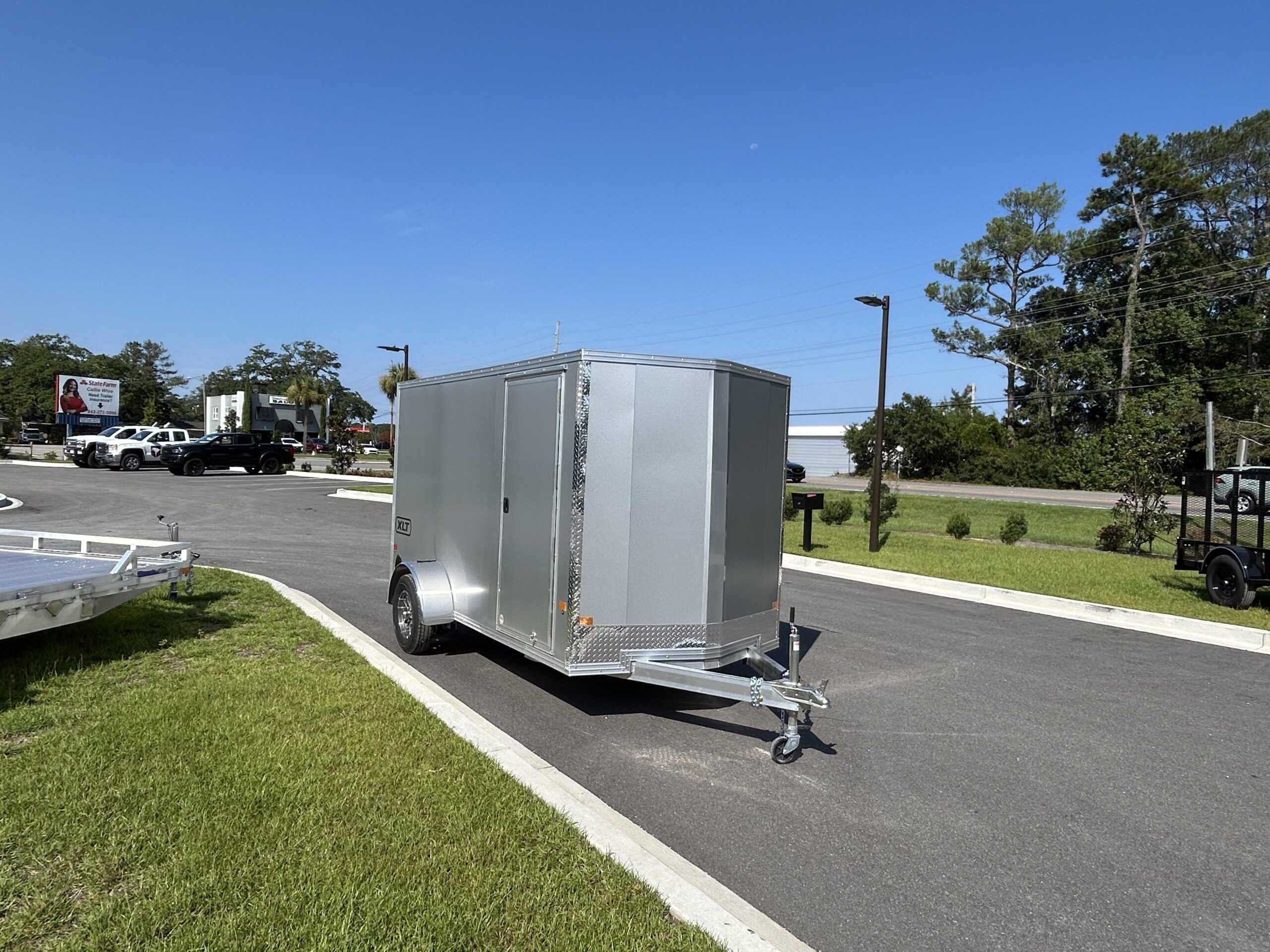 
								2027 EZ Hauler 6×12 enclosed – 41494 full									