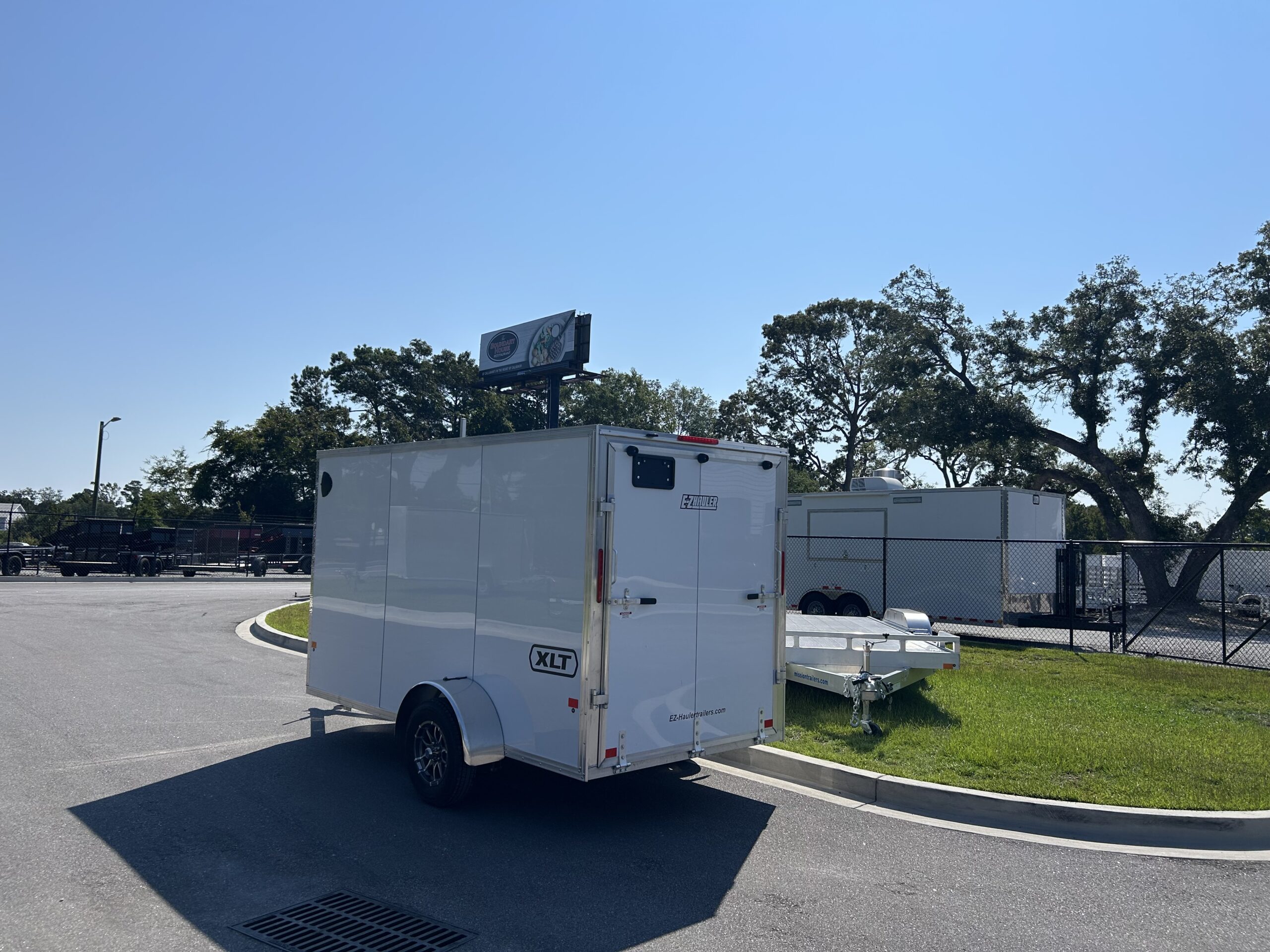 
								2027 EZ Hauler 6×12 enclosed – 41789 full									