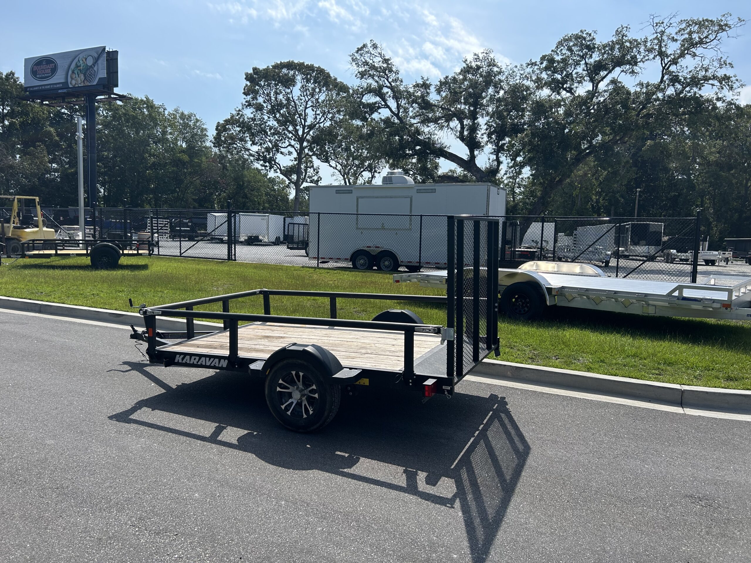 
								2025 Karavan 6.5×9 utility – 83207A full									