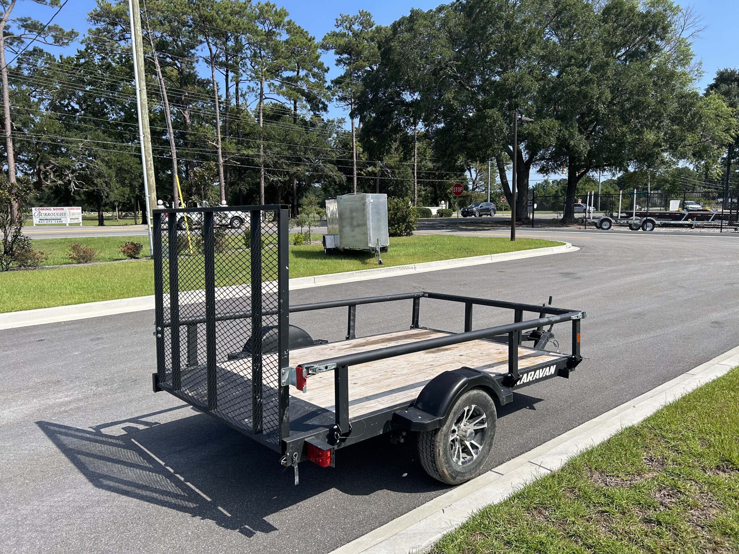 
								2025 Karavan 6.5×9 utility – 83207A full									