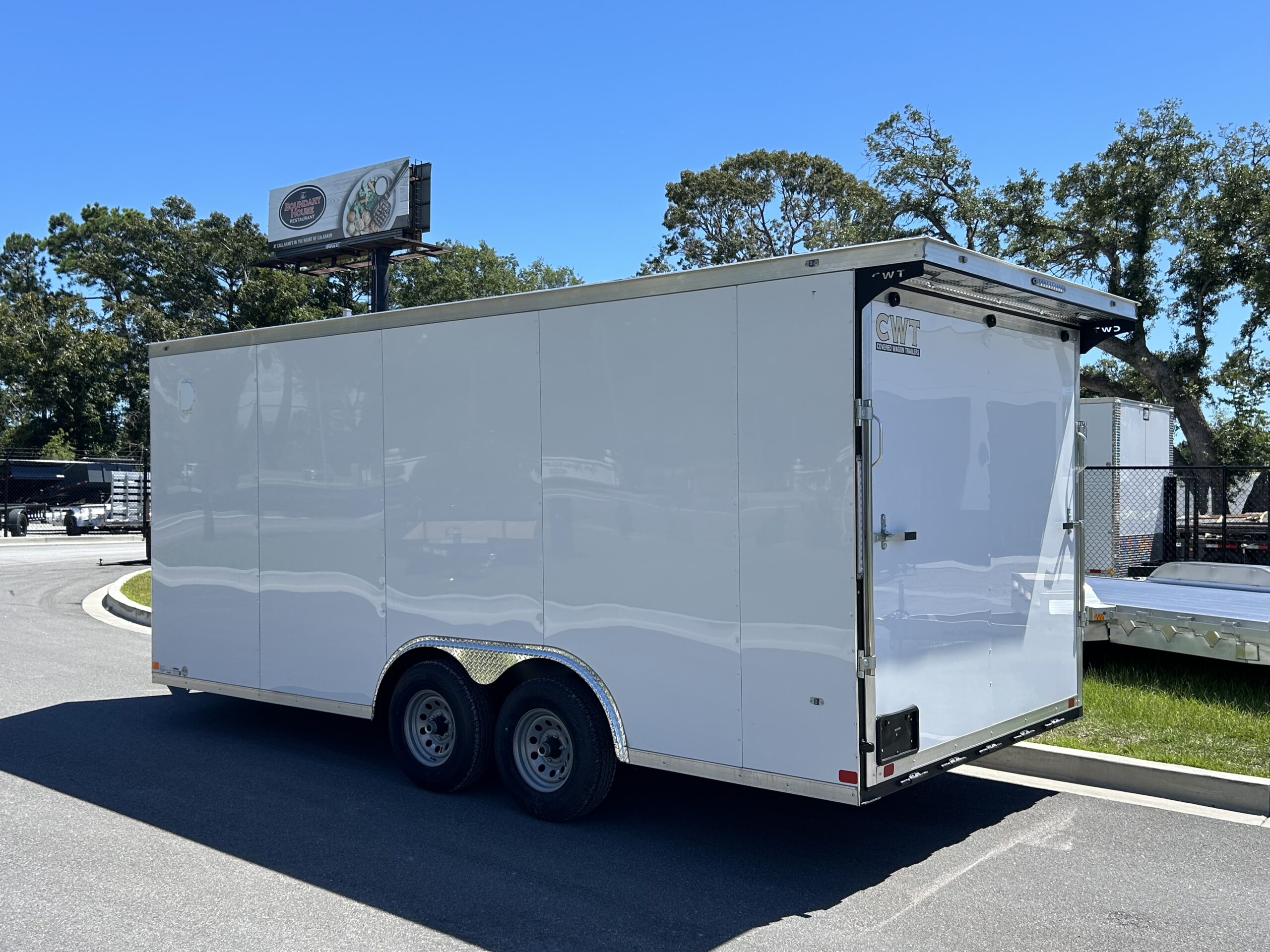 
								2027 Covered Wagon 8.5 x 18 enclosed – 112482 full									